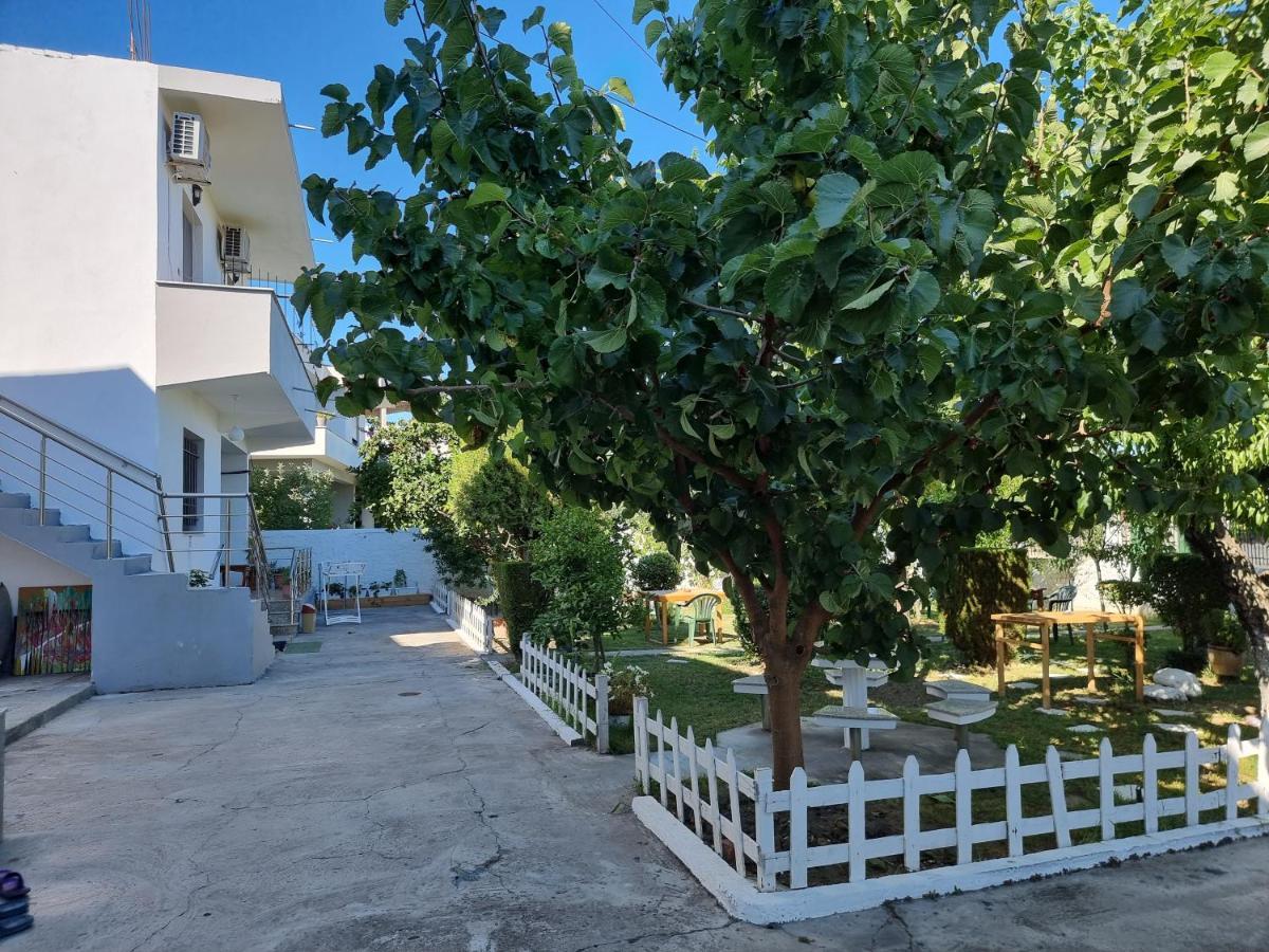 Guest House Vila Elezi Durres Ngoại thất bức ảnh